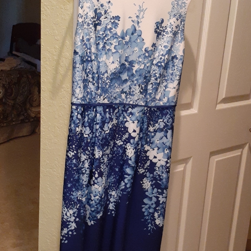 Set dress and sweather